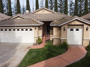 185 Little Johns Creek Dr, Oakdale, CA 95361