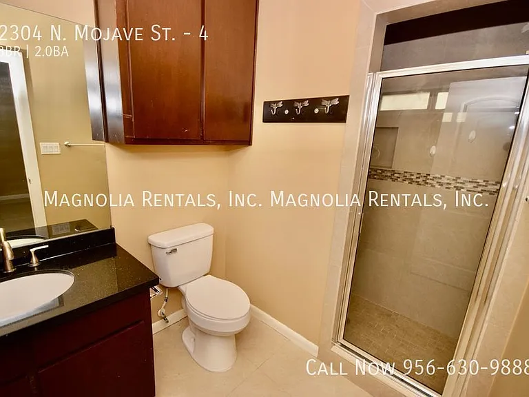 2304 N Mojave #4 — Photo 15