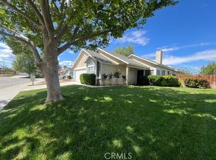 42827 39th St W, Lancaster, CA 93536