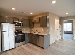 Hamilton Village Senior Suites, Omaha, NE 68131