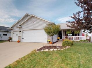 2865 Bandel Dr NW, Rochester, MN 55901