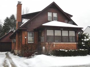 108 S Aldine Ave, Elgin, IL 60123