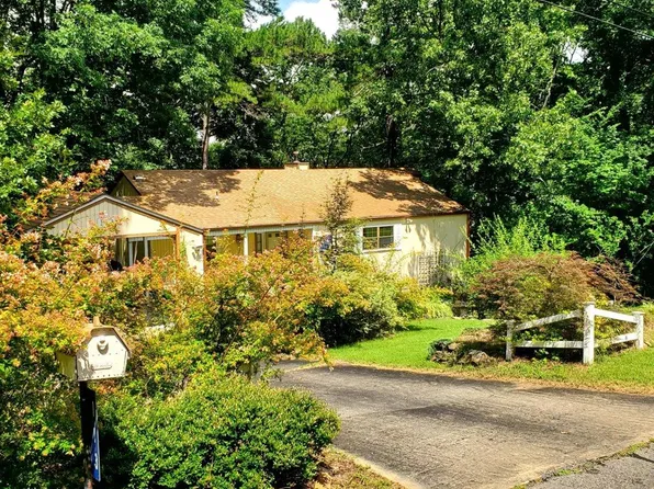 113 Sky King Dr, Fairfield Bay, AR 72088