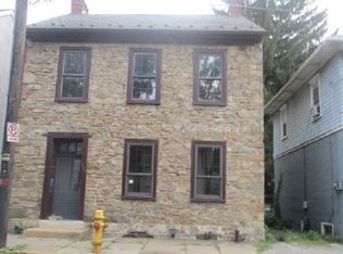 120 Main St, Freemansburg, PA 18017