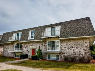 3618 Lakeshore Dr, Saint Joseph, MI 49085