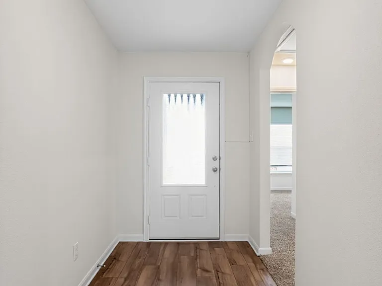512 Albert Anthony St — Photo 7