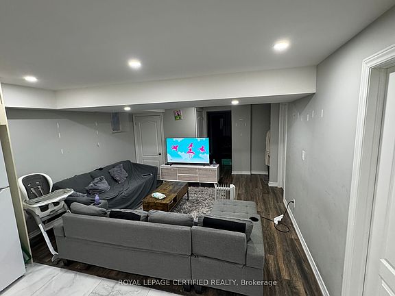 3rd image of 80 Ridge Rd #Basement
