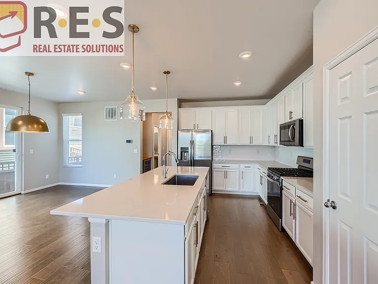 7199 Othello St — Photo 5