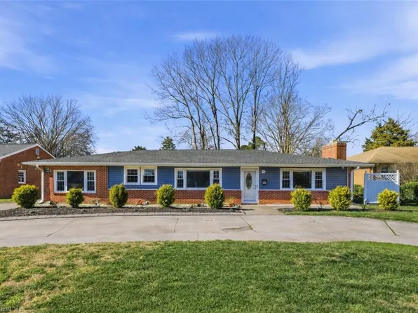 385 Woodland Rd, Hampton, VA 23669