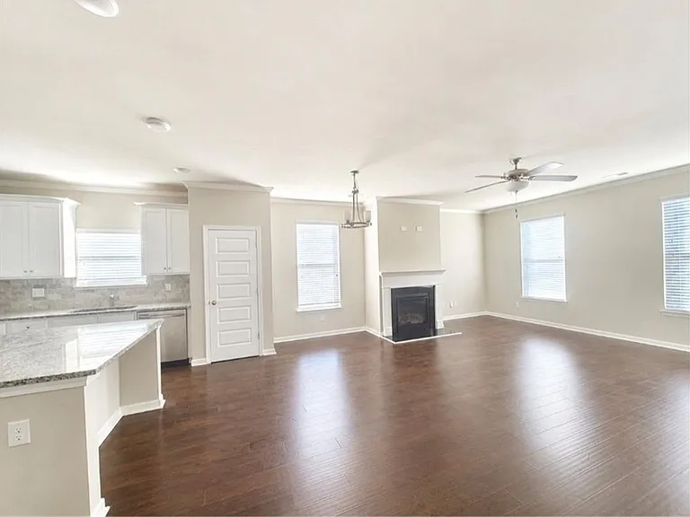 4320 Sunny Oak Pl — Photo 2