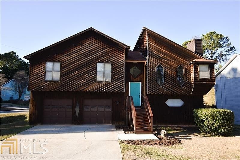 1st image of 521 Canterbury Ln