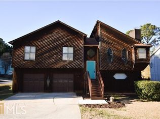 521 Canterbury Ln, Lawrenceville, GA 30046