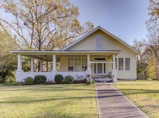 204 Jackson St, Edwards, MS 39066