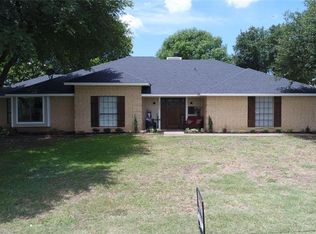 5021 Springbrook Dr, Midlothian, TX 76065