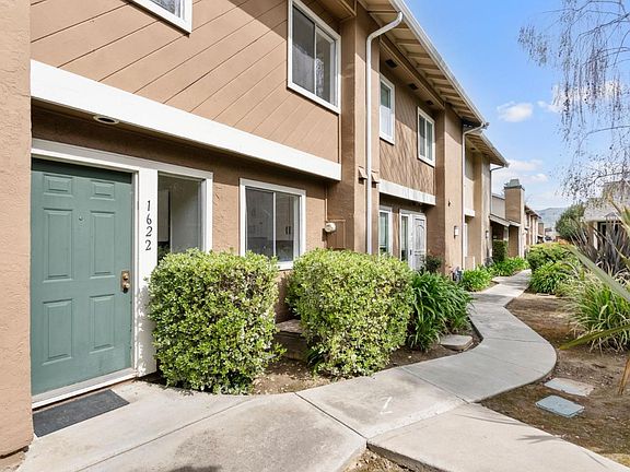4th image of 1622 Seacreek Way