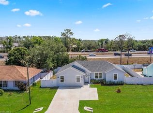 27257 Pinecrest LN, BONITA SPRINGS, FL 34135