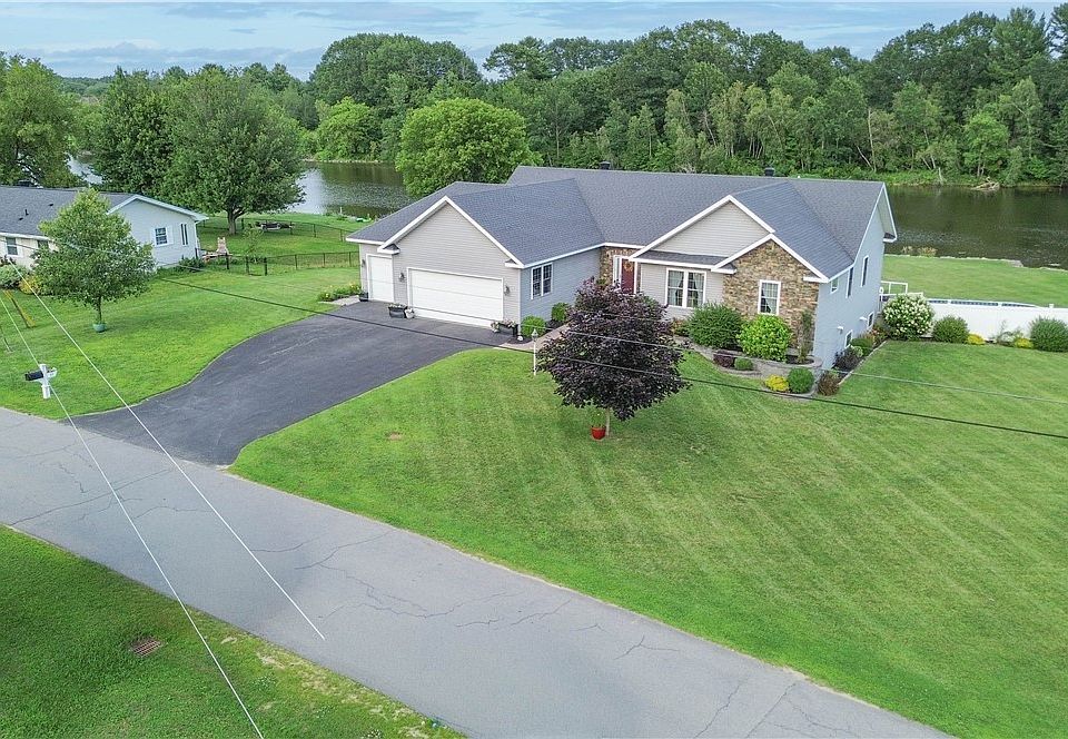 1st image of 65 Brookview Dr