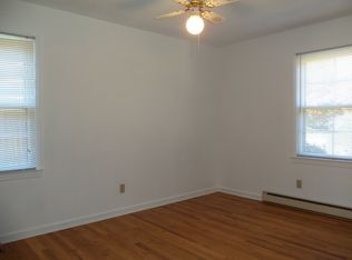 4800 Spilsby Ln, Winston Salem, NC 27104