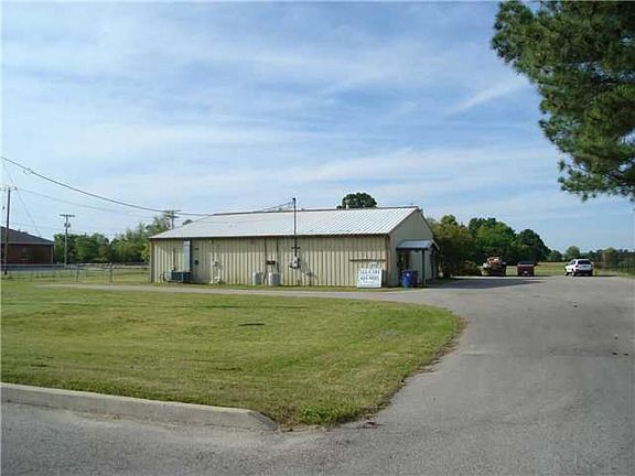 3rd image of 12485 Highway 64