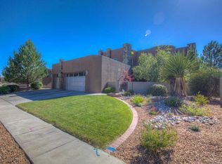 8205 Desert Lily Ln NE, Albuquerque, NM 87122