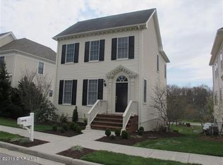 1617 Honeysuckle Dr, Blacksburg, VA 24060
