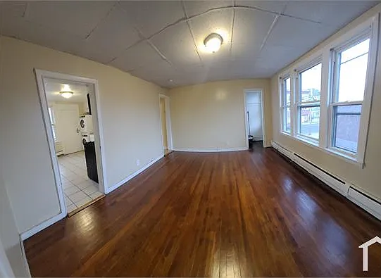 185 Cowles St #2 — Photo 6