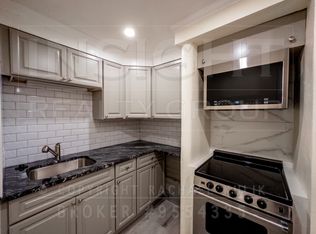 5 Cass St APT 2, West Roxbury, MA 02132