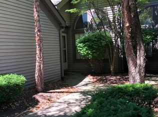 4042 Saint Andrews Ct UNIT 2, CANFIELD, OH 44406