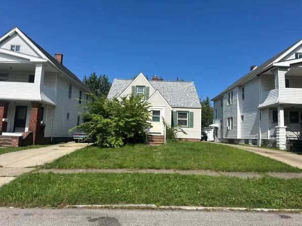 4706 Rockwood Rd, Garfield Heights, OH 44125
