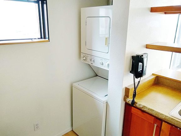 5th image of 212 N Morton St #E0e04105c