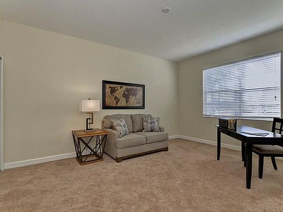 13x16 office/playroom/Bedroom 5