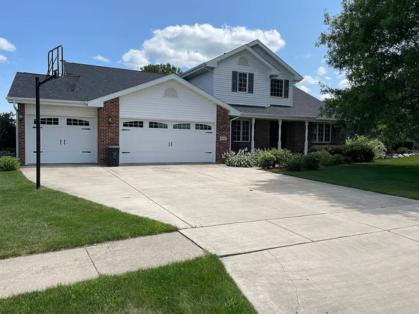 1012 Jessica Trl, Winnebago, IL 61088