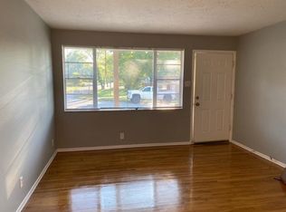 240 Solon Dr APT C, Ballwin, MO 63021