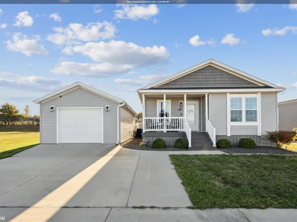 1500 E Linden Dr #118, Mount Pleasant, IA 52641