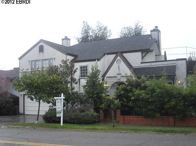 2nd image of 5361 Golden Gate Ave