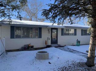 209 Mountain Rd, Rock Springs, WY 82901