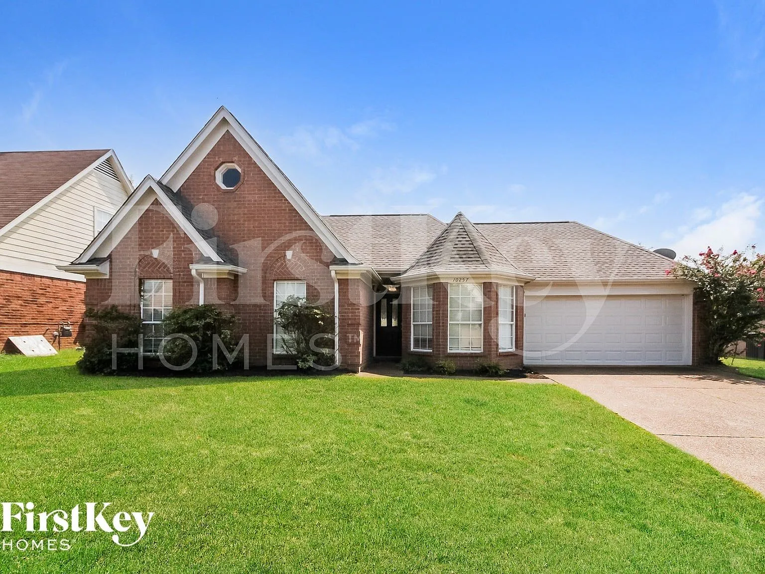 3 bed, 2.0 bath, 1500 sqft, $1,630 — Photo 1