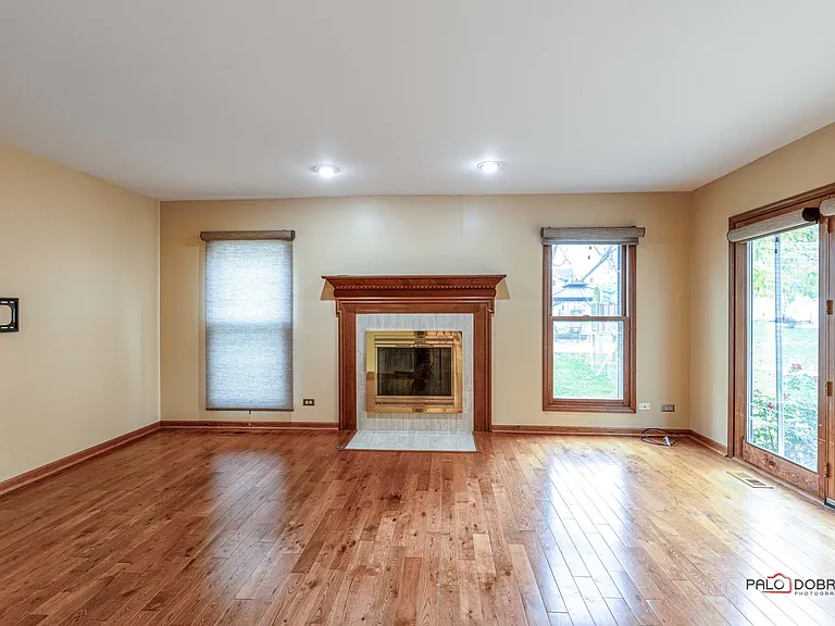 1551 Crowfoot Cir N — Photo 17