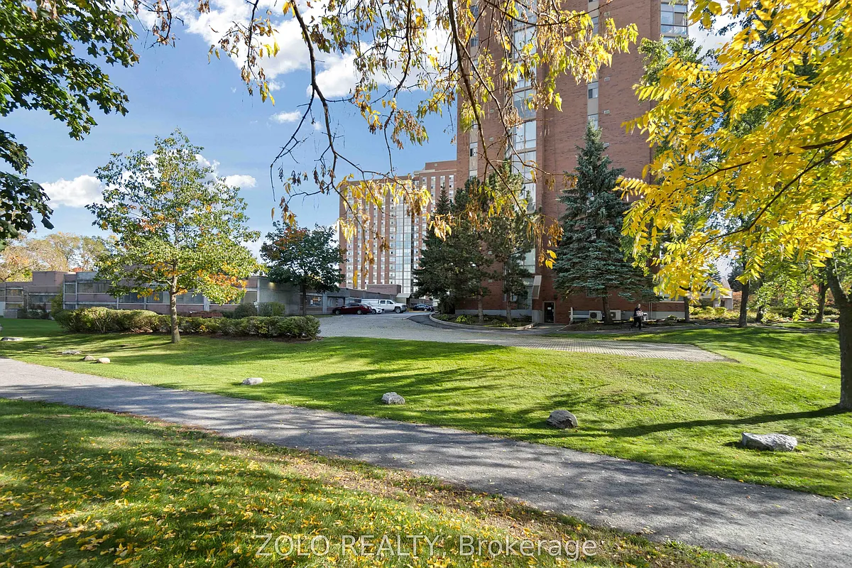 Building Photo - 2759 Carousel Cres #501