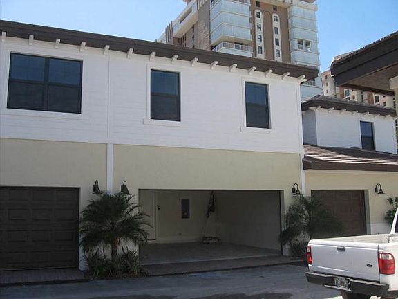 5th image of 827 S Ocean Blvd