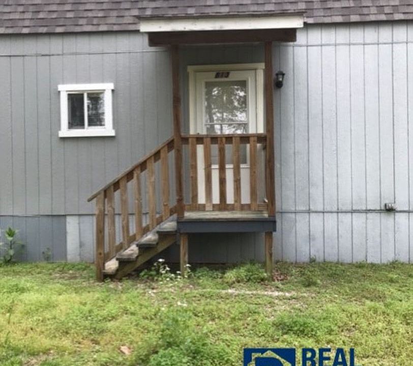 1st image of 813 Arkridge Cir