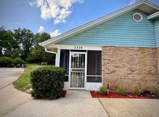 2410 S Glen Eagles Dr, Deland, FL 32724
