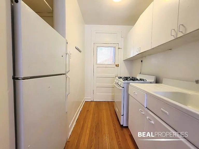 628.5 W Cornelia Ave #S2 — Photo 8