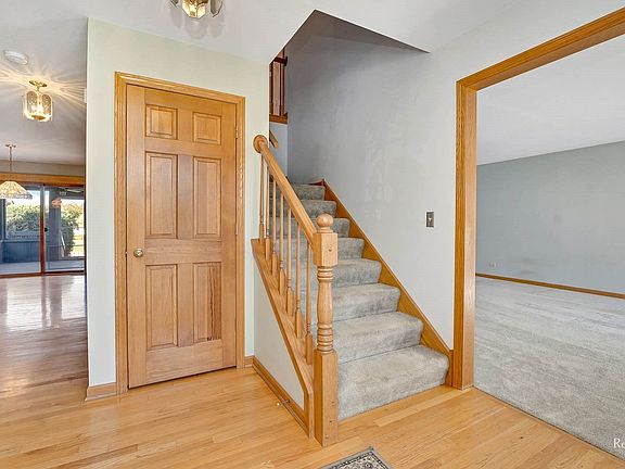 4th image of 1270 Tara Dr