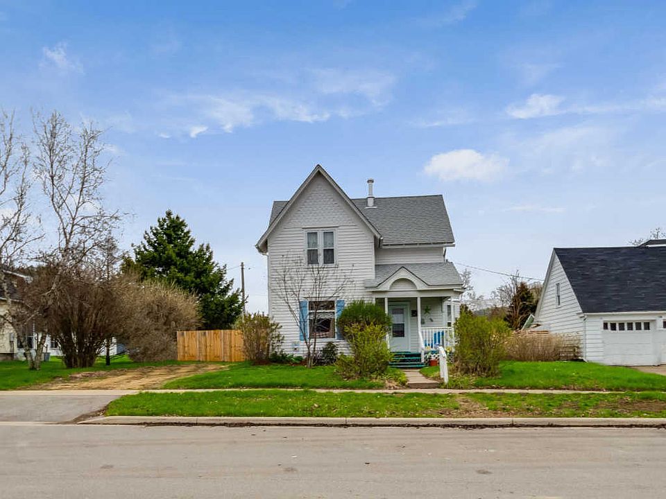 1st image of 318 N Turner Ave