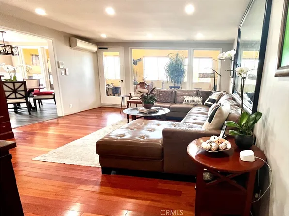 10443 Magnolia Blvd, North Hollywood, CA 91601