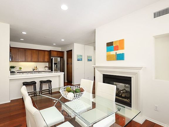 5th image of 1800 Oak St Unit 519