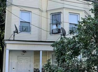 104 S 12th St #2, Newark, NJ 07107