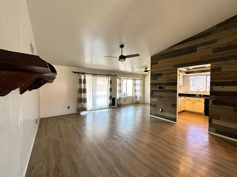 2179 W Calle Del Norte Dr — Photo 23