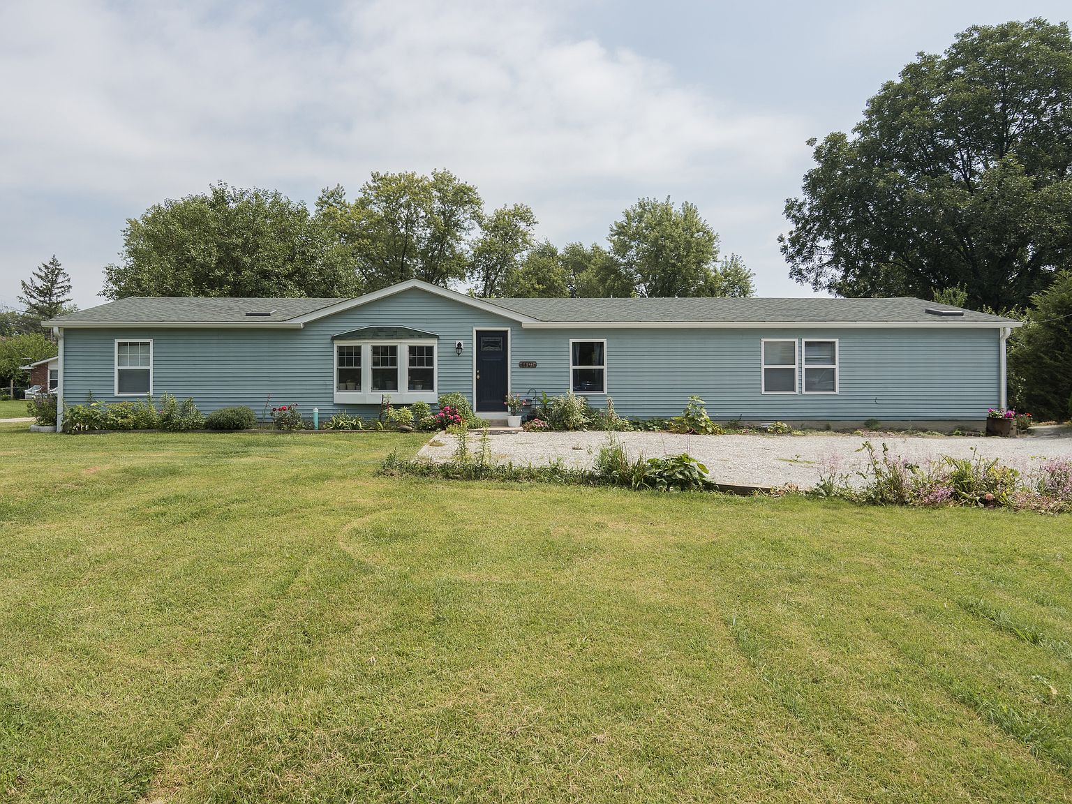 4401 Clinton St, Indianapolis, IN 46226 Zillow